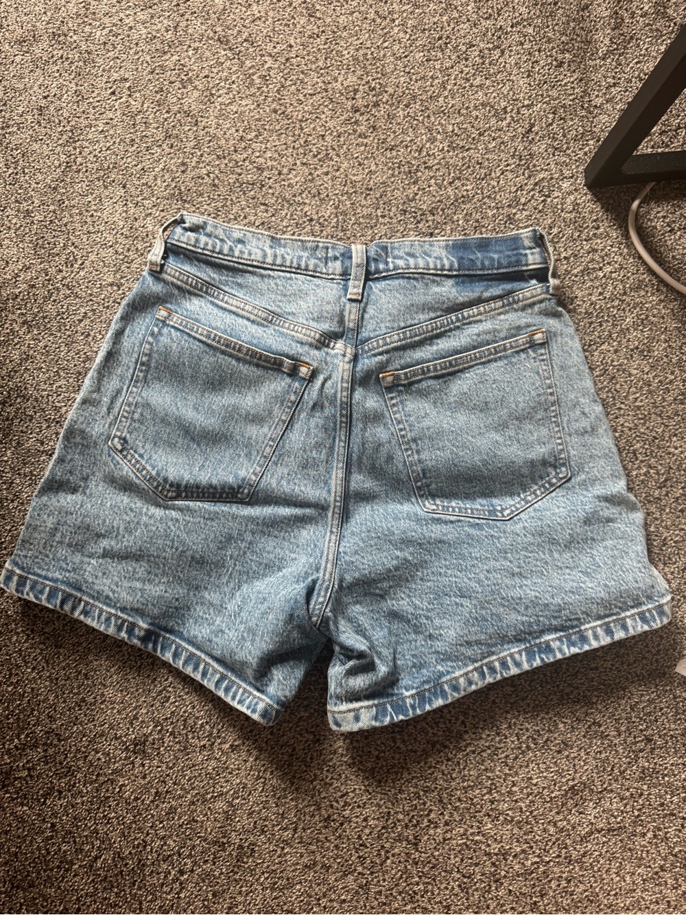 Abercrombie Curve Love Light Blue High-Rise Dad Shorts - Picture 3 of 3